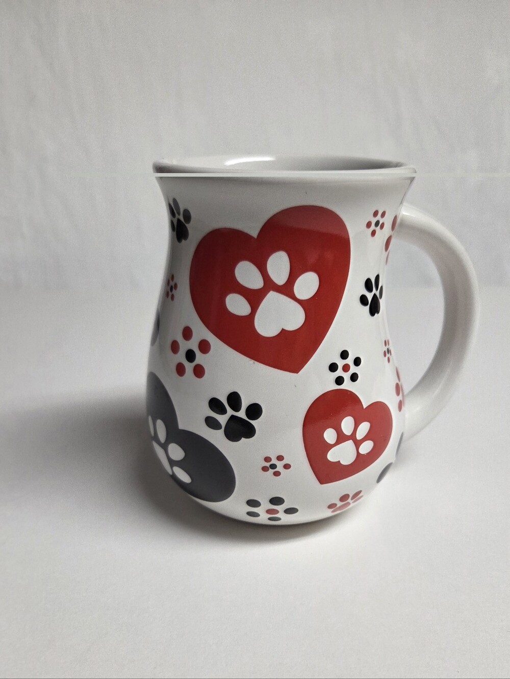 Temp-Tations White Mug with Red and Black Paw Heart Accents & A Paw Print huggy.